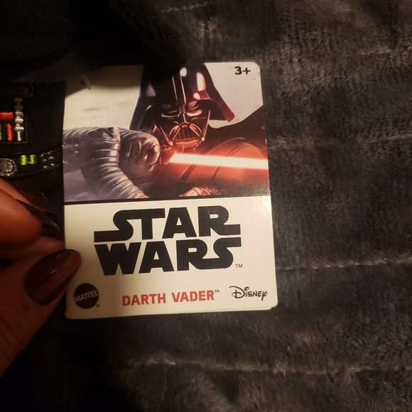 Darth Vader plush toy - Picture 3 of 3